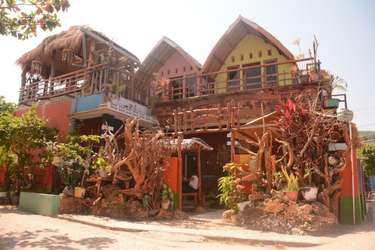 Guesthouse Abjay Sejahtera Karimunjawa Exterior foto