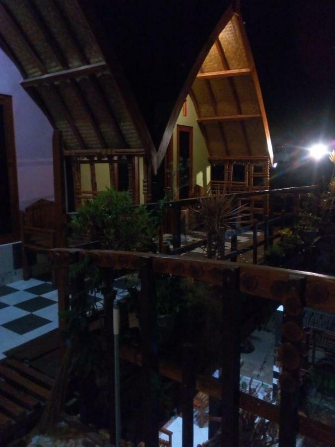 Guesthouse Abjay Sejahtera Karimunjawa Exterior foto