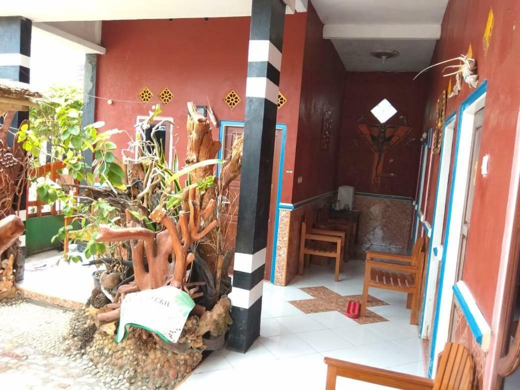 Guesthouse Abjay Sejahtera Karimunjawa Exterior foto